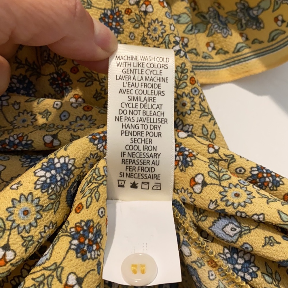Max Studio Floral Top - Picture 8 of 8